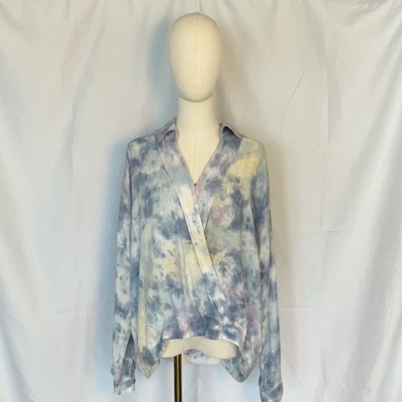 Young Fabulous & Broke Tops - Young Fabulous and Broke Tie Dye faux wrap top size M